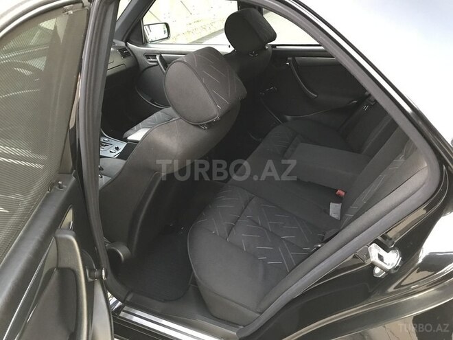 Mercedes C 240 1998, 179,900 km - 2.4 л - Zaqatala
