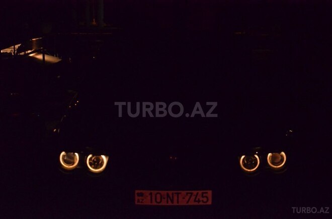 BMW 745 2002, 242,180 km - 4.5 l - Bakı
