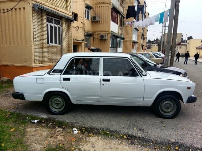 LADA (VAZ) 2107 2007, 254,631 km - 1.6 l - Şirvan