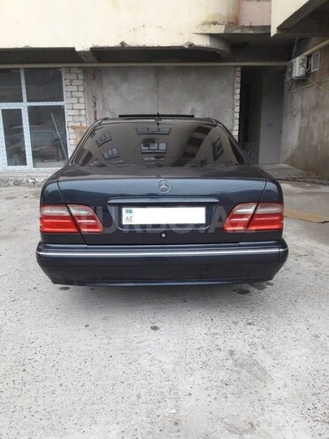 Mercedes E 200 2000, 408,000 km - 2.0 l - Bakı