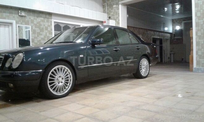Mercedes E 280 1996, 312,100 km - 2.8 л - Gəncə
