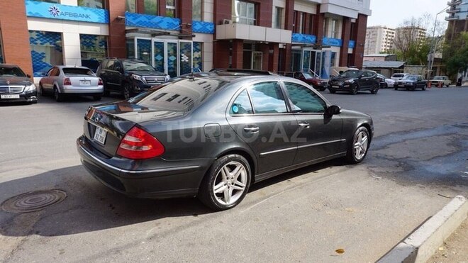 Mercedes E 320 2013, 150,000 km - 1.6 l - Bakı