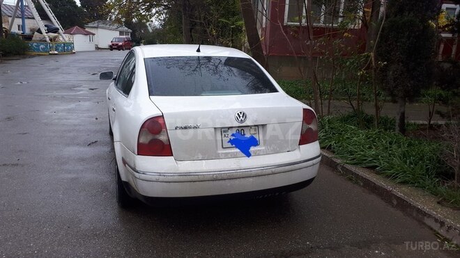 Volkswagen Passat 2003, 176,000 km - 1.8 l - Bakı