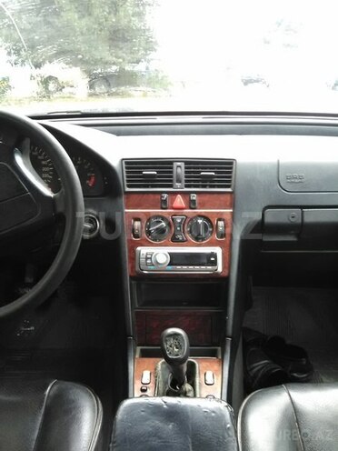 Mercedes C 180 1998, 255,000 km - 1.8 l - Bakı