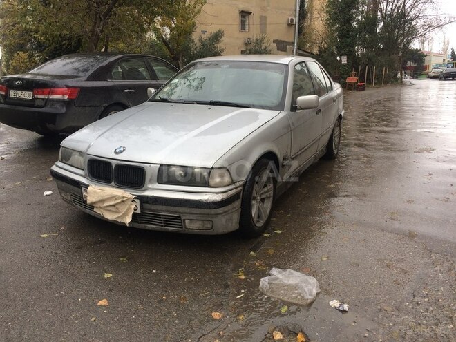 BMW 320 1994, 267,000 km - 2.0 l - Bakı