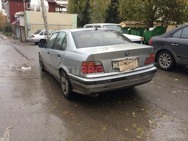 BMW 320 1994, 267,000 km - 2.0 l - Bakı