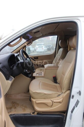 Hyundai H-1 2009, 179,000 km - 2.5 l - Bakı