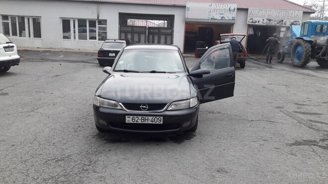 Opel Vectra 1996, 323,000 km - 1.8 л - Zaqatala