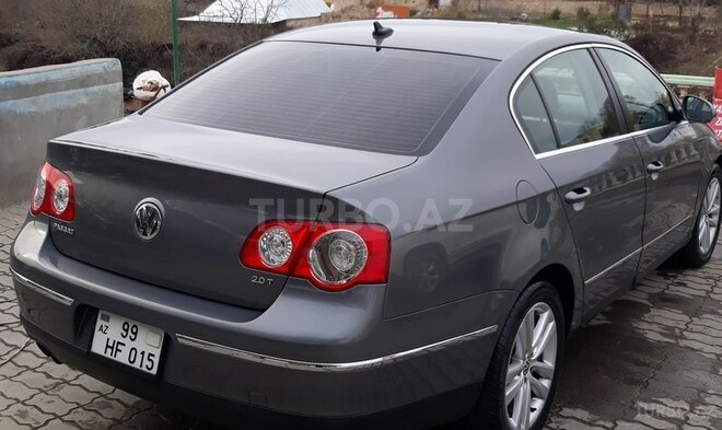 Volkswagen Passat 2006, 220,000 km - 2.0 l - Gəncə