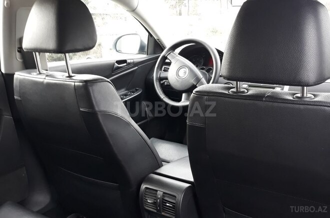 Volkswagen Passat 2006, 220,000 km - 2.0 l - Gəncə