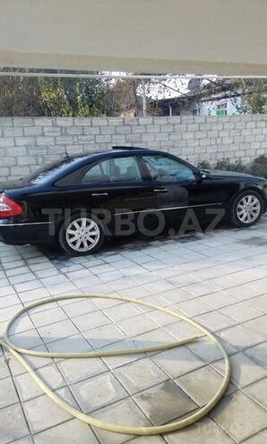 Mercedes E 320 2003, 290,000 km - 3.2 l - Bərdə