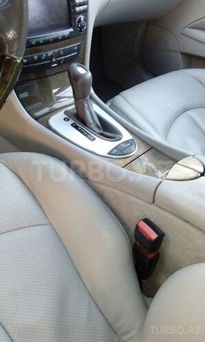 Mercedes E 320 2003, 290,000 km - 3.2 l - Bərdə