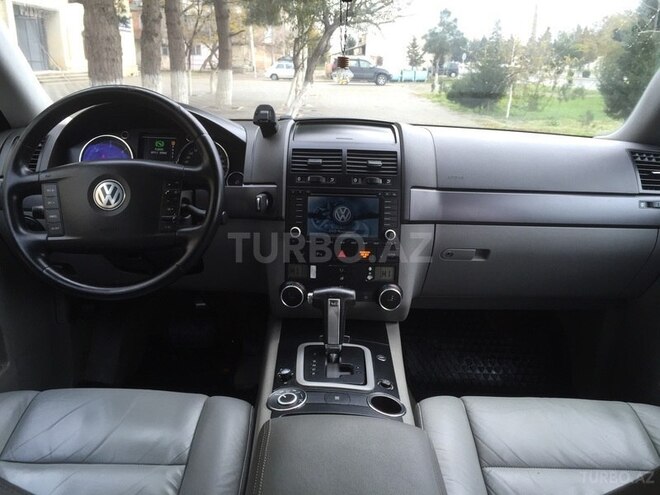 Volkswagen Touareg 2006, 178,000 km - 3.0 l - Sumqayıt