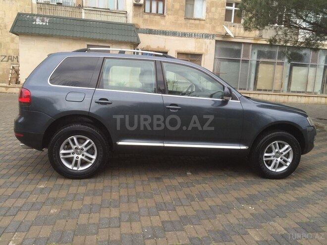 Volkswagen Touareg 2006, 178,000 km - 3.0 l - Sumqayıt