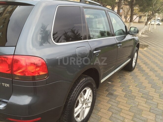 Volkswagen Touareg 2006, 178,000 km - 3.0 l - Sumqayıt