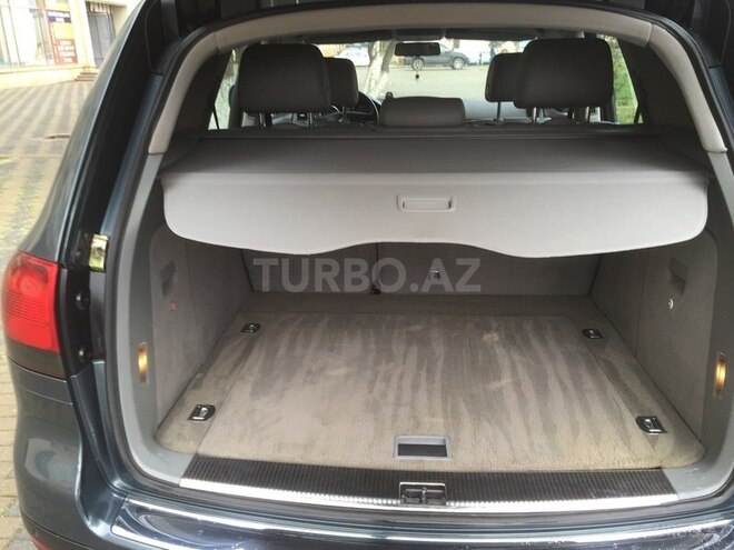 Volkswagen Touareg 2006, 178,000 km - 3.0 l - Sumqayıt