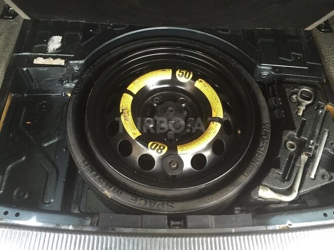 Volkswagen Touareg 2006, 178,000 km - 3.0 l - Sumqayıt