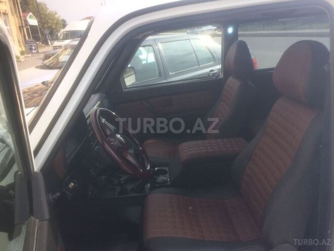 LADA (VAZ) Niva 2014, 90,000 km - 1.7 l - Qusar
