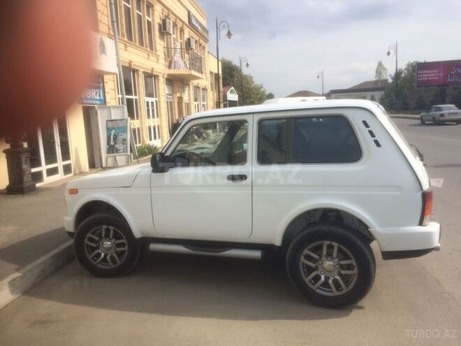 LADA (VAZ) Niva 2014, 90,000 km - 1.7 l - Qusar