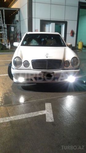 Mercedes C 320 2000, 114,000 km - 3.2 л - Bakı