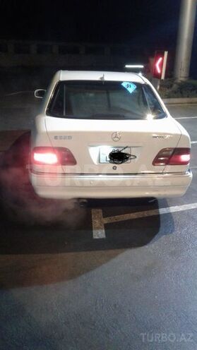 Mercedes C 320 2000, 114,000 km - 3.2 л - Bakı