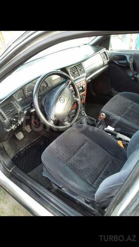 Opel Vectra 1996, 300,000 km - 1.8 l - Beyləqan
