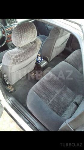 Opel Vectra 1996, 300,000 km - 1.8 l - Beyləqan
