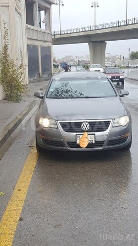 Volkswagen Passat 2006, 205,000 km - 2.0 l - Bakı