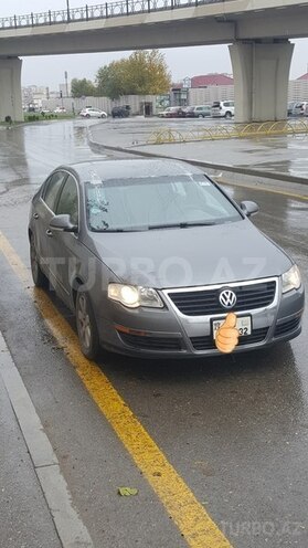Volkswagen Passat 2006, 205,000 km - 2.0 l - Bakı