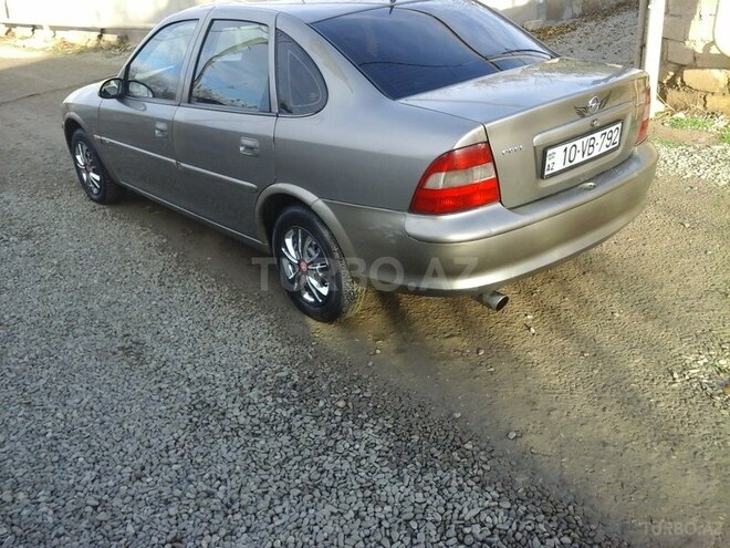 Opel Vectra 1997, 245,678 km - 1.8 l - Sumqayıt
