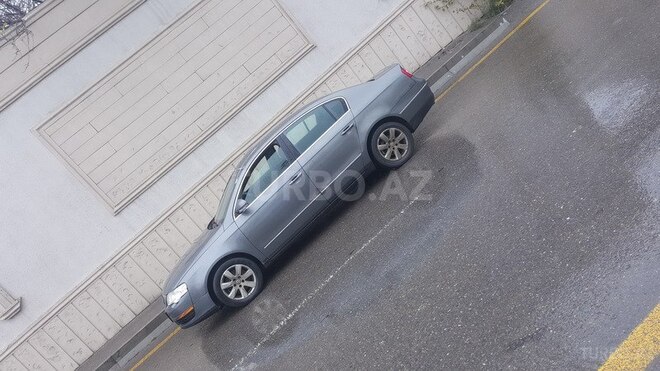 Volkswagen Passat 2006, 206,000 km - 2.0 л - Bakı