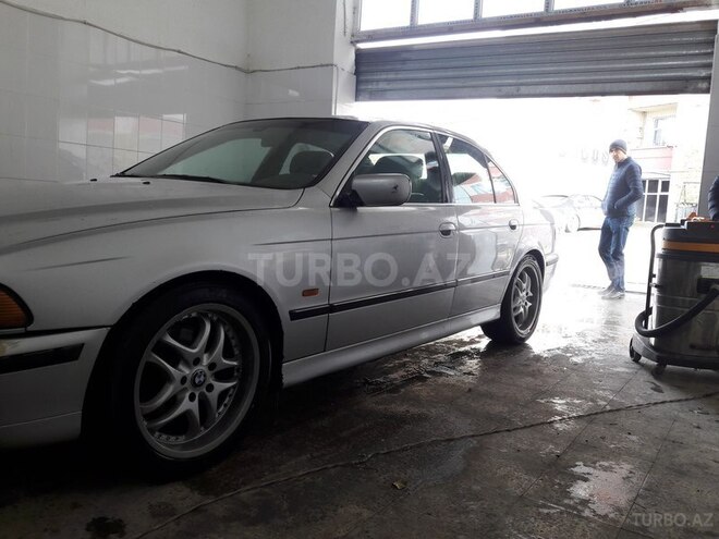BMW 540 1999, 240,000 km - 4.4 l - Bakı