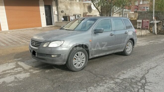 Mitsubishi Airtrek 2001, 185,000 km - 2.0 l - Bakı