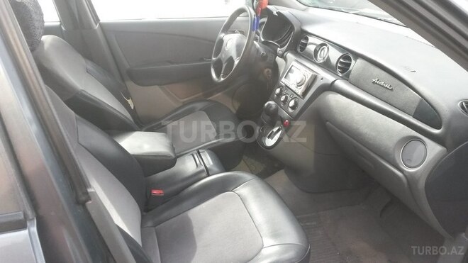 Mitsubishi Airtrek 2001, 185,000 km - 2.0 l - Bakı