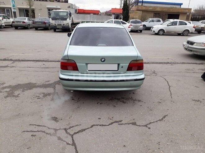 BMW 528 2000, 289,000 km - 2.8 l - Bakı