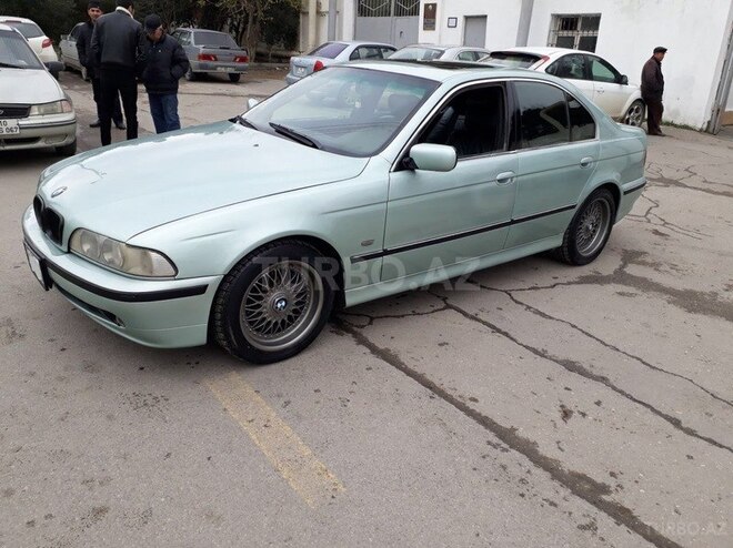 BMW 528 2000, 289,000 km - 2.8 l - Bakı