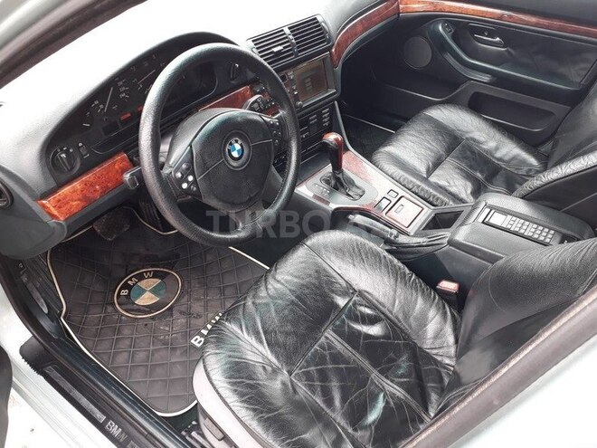 BMW 528 2000, 289,000 km - 2.8 l - Bakı