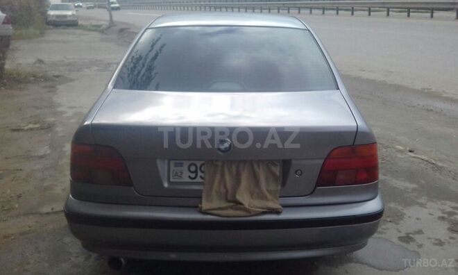 BMW 523 1998, 300,000 km - 2.5 l - Bakı