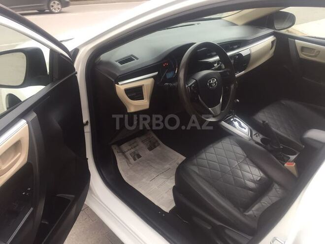 Toyota Corolla 2014, 65,900 km - 1.6 l - Bakı