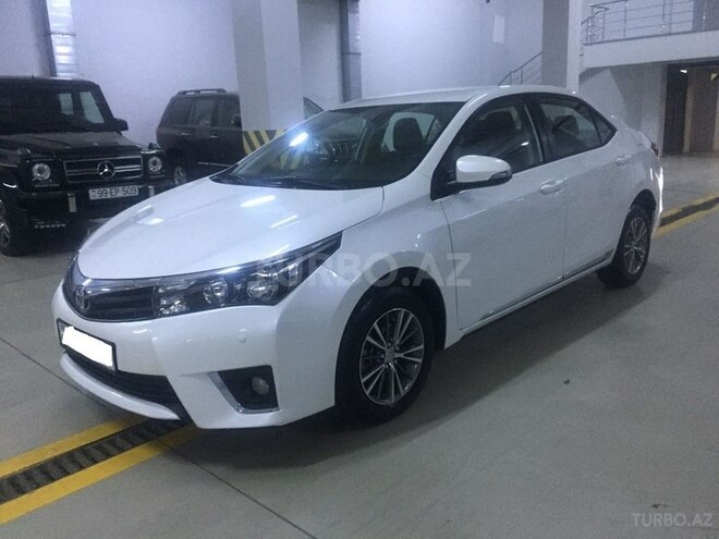 Toyota Corolla 2014, 65,900 km - 1.6 l - Bakı