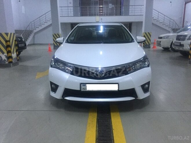 Toyota Corolla 2014, 65,900 km - 1.6 l - Bakı