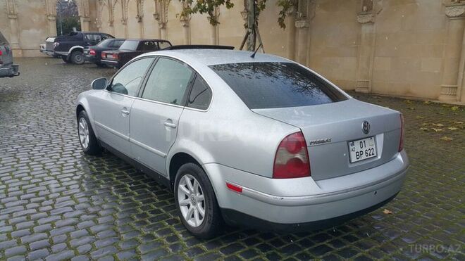 Volkswagen Passat 2004, 200,000 km - 1.8 л - Şamaxı