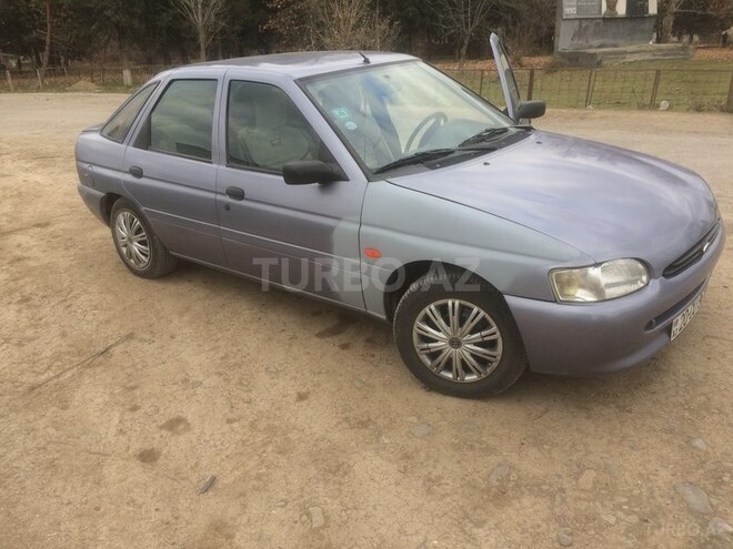 Ford Escort 1997, 252,000 km - 1.4 l - Gəncə