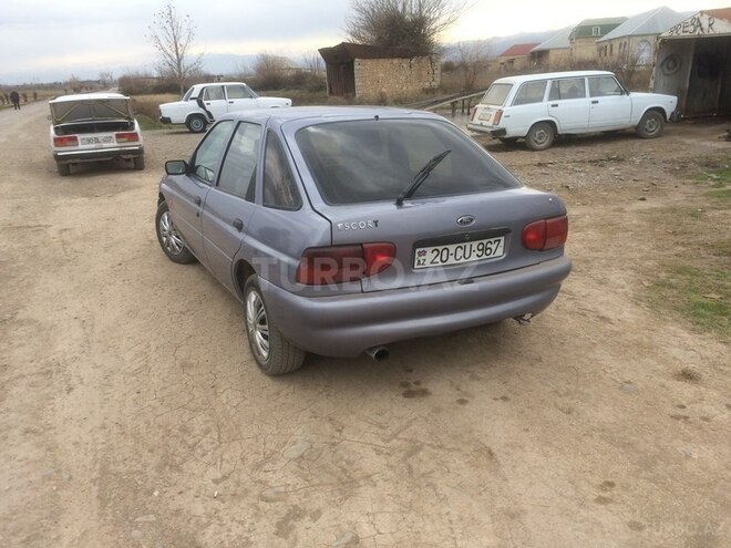 Ford Escort 1997, 252,000 km - 1.4 l - Gəncə