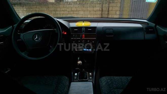 Mercedes C 180 1995, 500,000 km - 1.8 l - Xudat