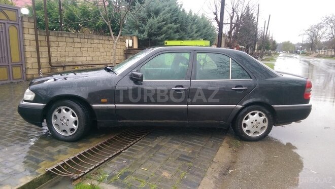 Mercedes C 180 1995, 500,000 km - 1.8 l - Xudat