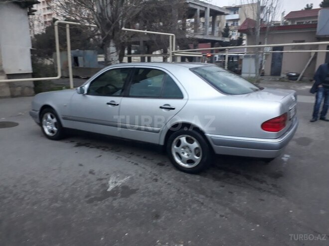 Mercedes E 240 1997, 286,500 km - 2.4 l - Bakı