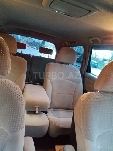 Mitsubishi Grandis 2004, 199,000 km - 2.4 l - Bakı