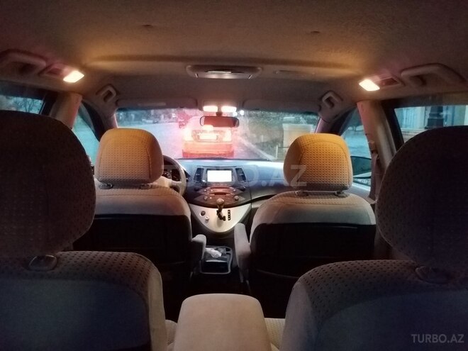 Mitsubishi Grandis 2004, 199,000 km - 2.4 l - Bakı