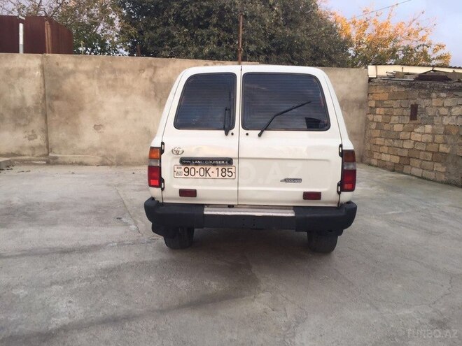 Toyota Land Cruiser 1997, 400,000 km - 4.2 l - Bakı